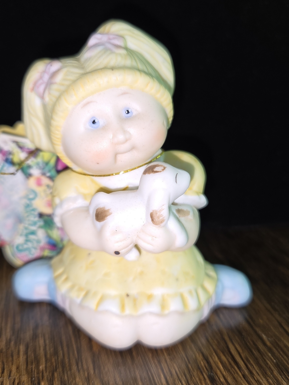 Cabbage Patch Kids‎ Girl Figurine Holding Puppy